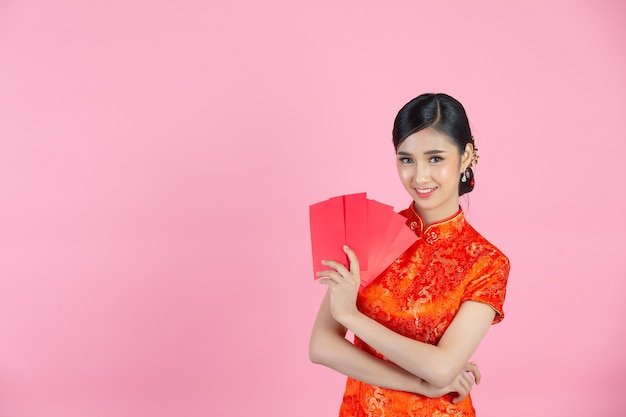 彩票每期号码都能买全吗？揭秘中奖的秘密与品牌选择策略